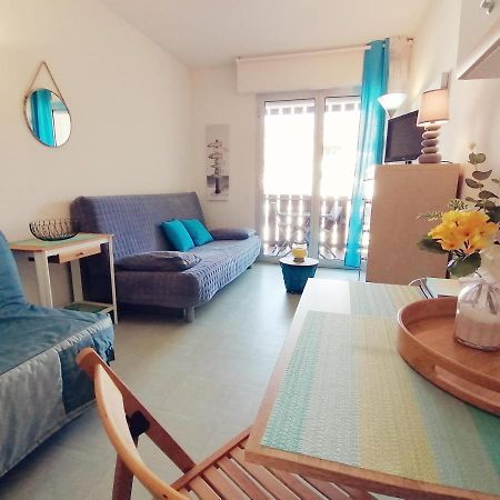 Apartamento agréable studio avec terrasse à150m de la plage Saint-Georges-de-Didonne Exterior foto