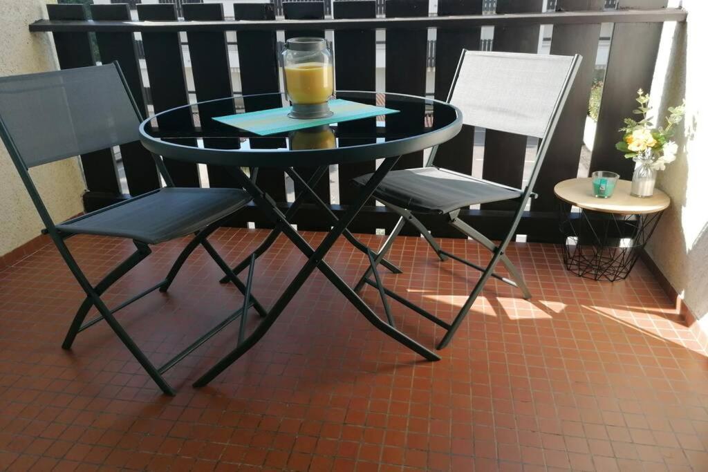 Apartamento agréable studio avec terrasse à150m de la plage Saint-Georges-de-Didonne Exterior foto